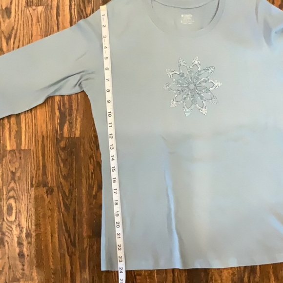 Columbia Top - Picture 7 of 7